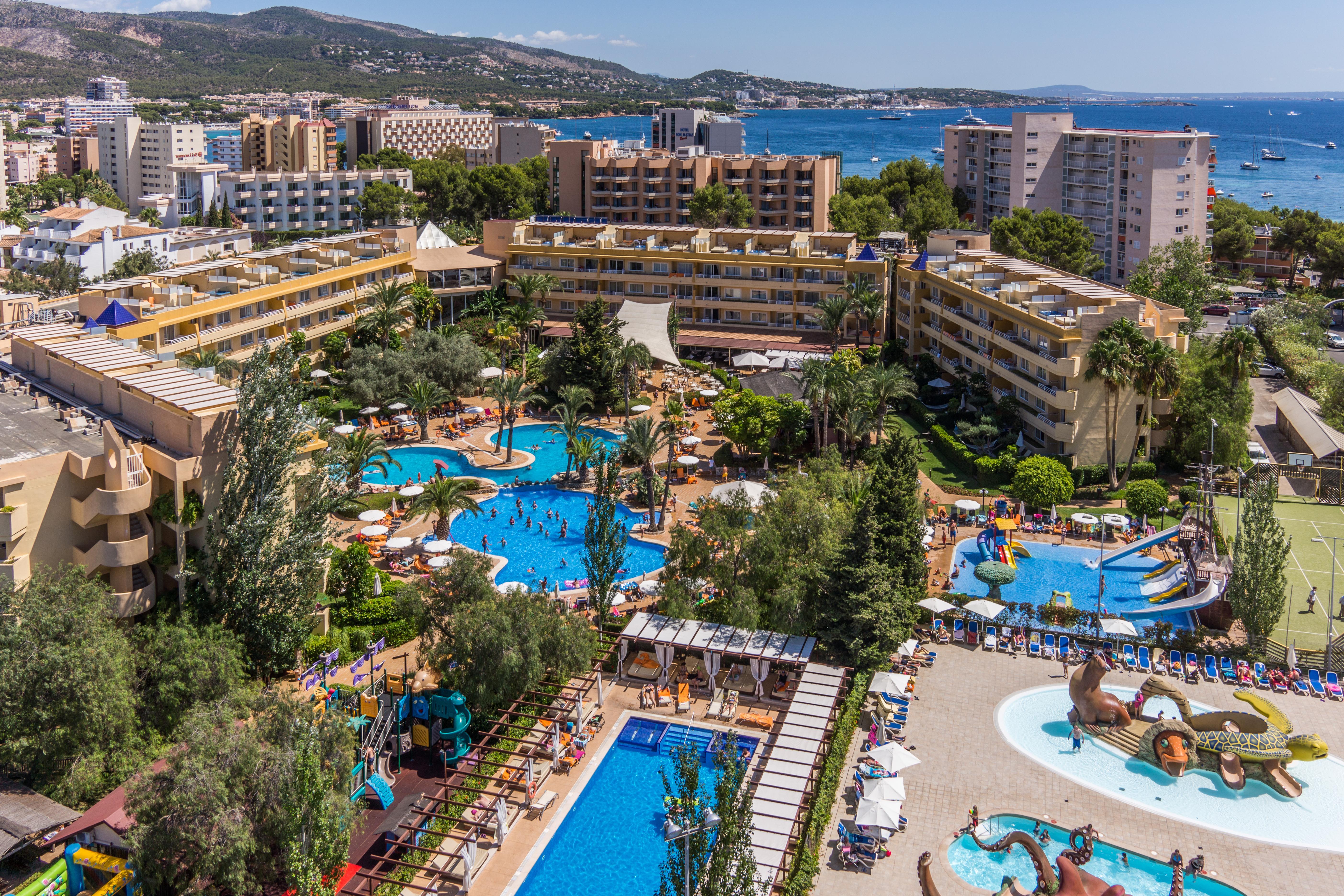 Zafiro Palmanova Aparthotel Exterior foto