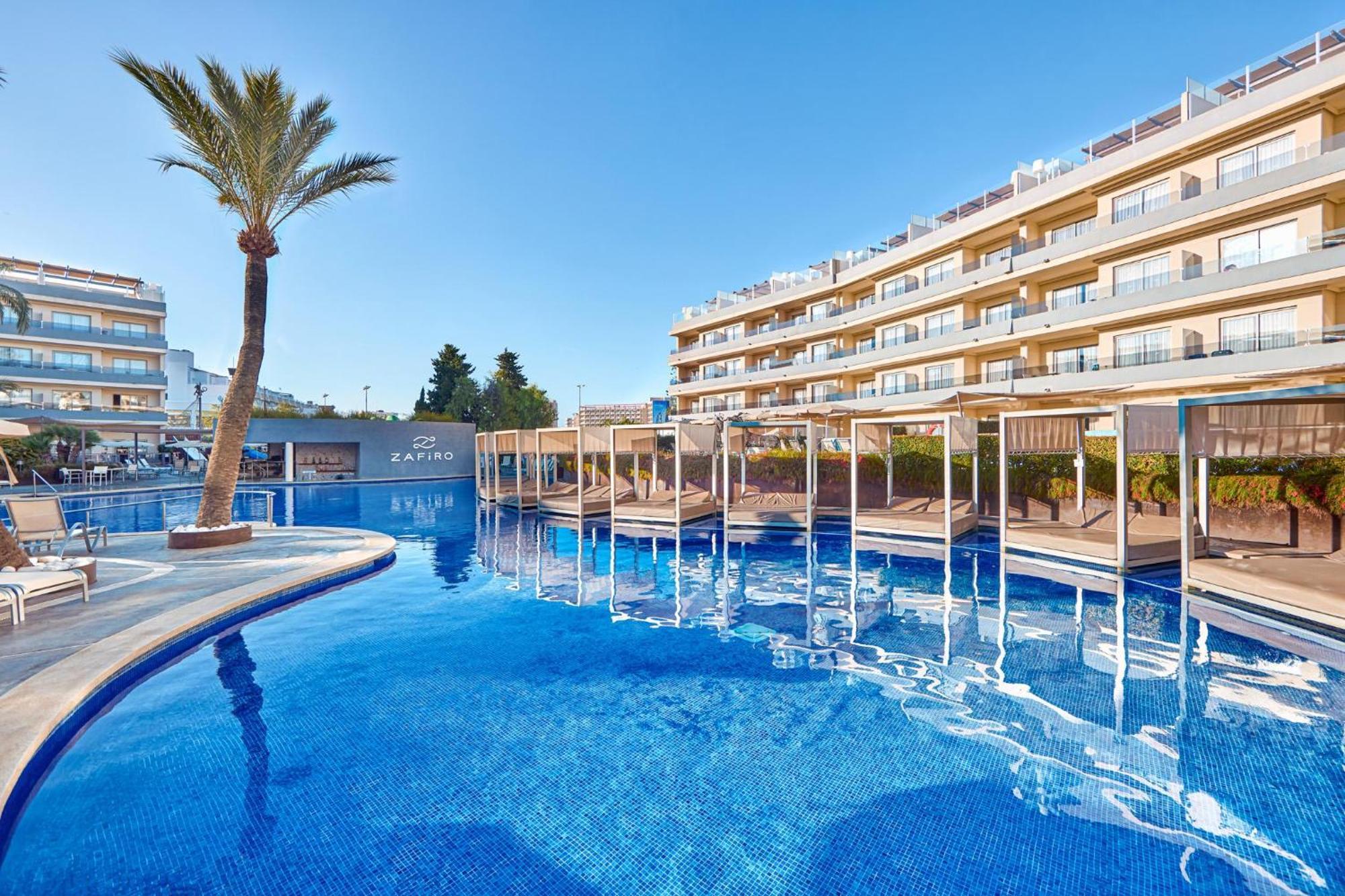Zafiro Palmanova Aparthotel Exterior foto